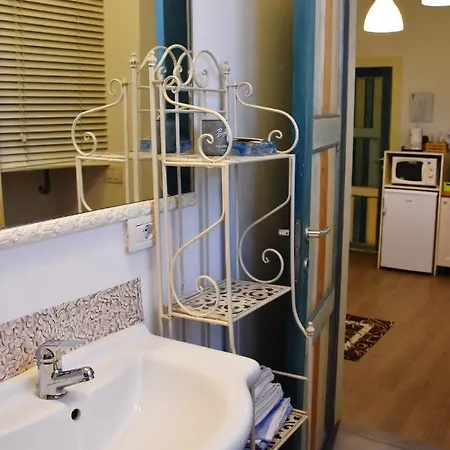 Bed & Breakfast Via Roma Bernate Ticino