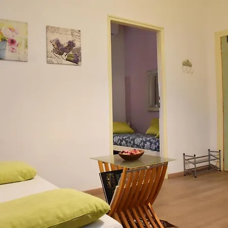 Via Roma Bed & Breakfast Bernate Ticino